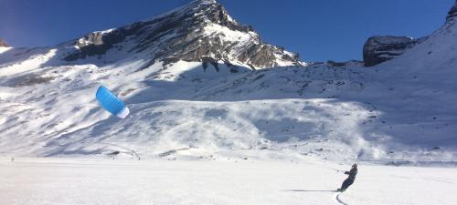 Snowkite Experience in Leukerbad